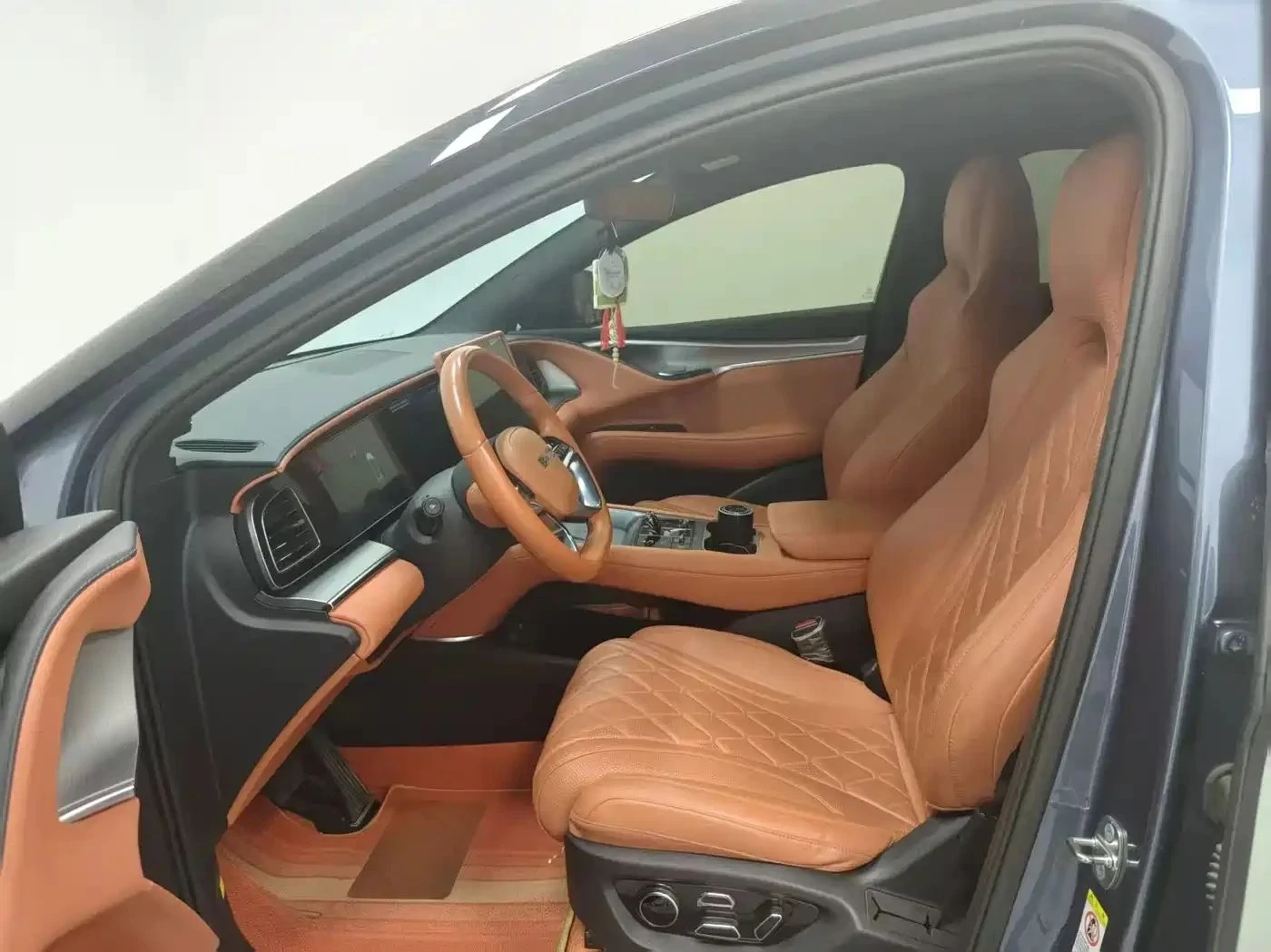 BYD Sealion 7, снимка 9 - Автомобили и джипове - 56727888
