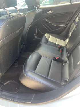 Mercedes-Benz GLA 200 Автомат, снимка 14