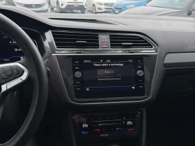 VW Tiguan * Comfortline * CARFAX * ПАНО * KEYLESS * ПОДГРЕВИ, снимка 9