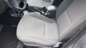 Kia Sportage 2.0i GAZ, снимка 10