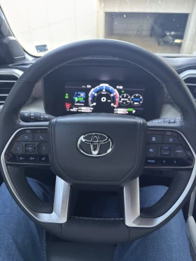 Toyota Sequoia - 104300 € / 203993.07 лв. - 89041675 4