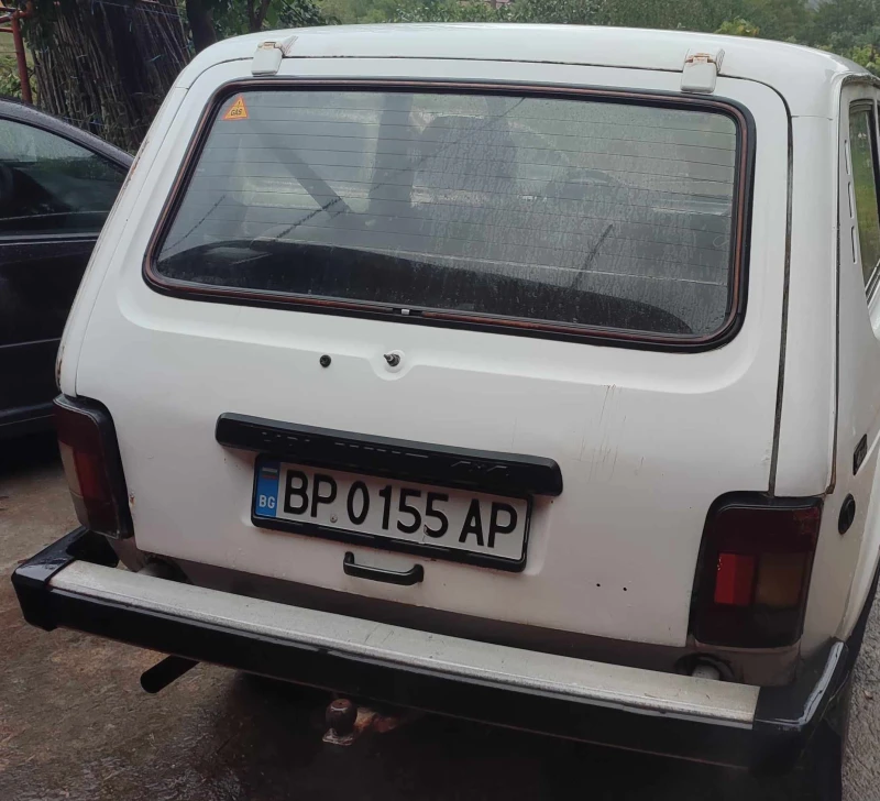 Lada Niva 1.7, снимка 4 - Автомобили и джипове - 47347948