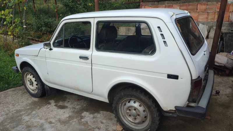 Lada Niva 1.7, снимка 5 - Автомобили и джипове - 47347948