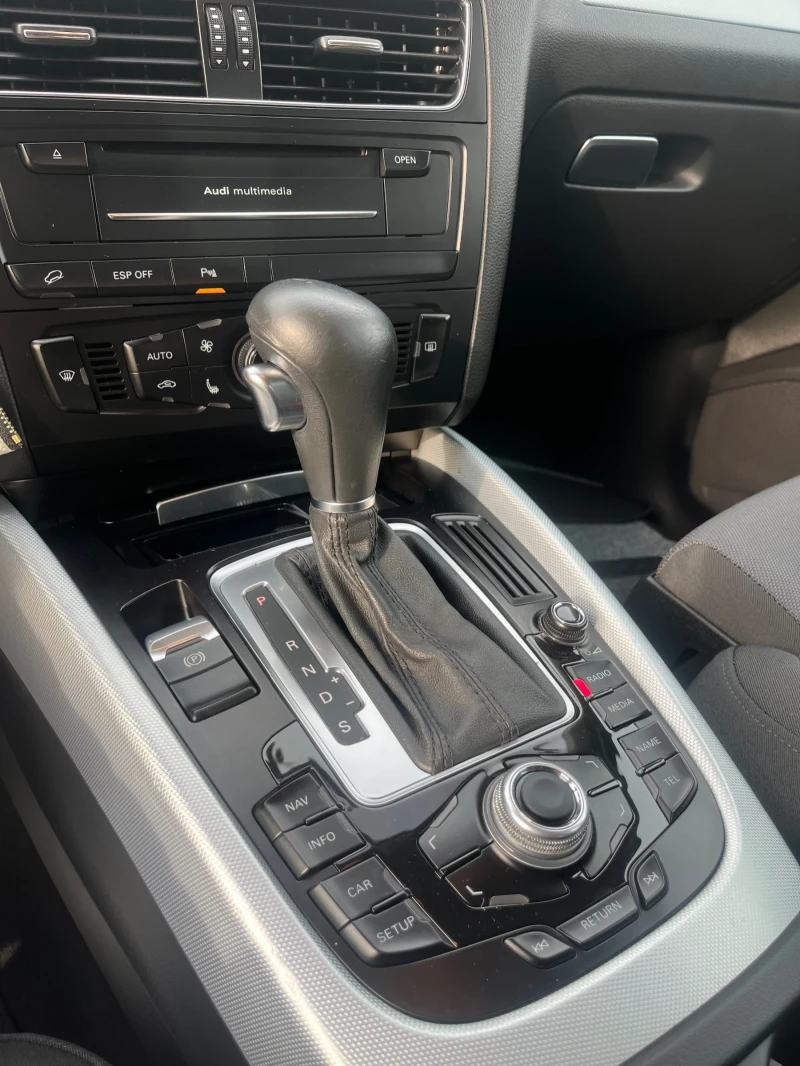 Audi Q5 2.0 TDI QUATTRO КАСКО, снимка 7 - Автомобили и джипове - 52357869
