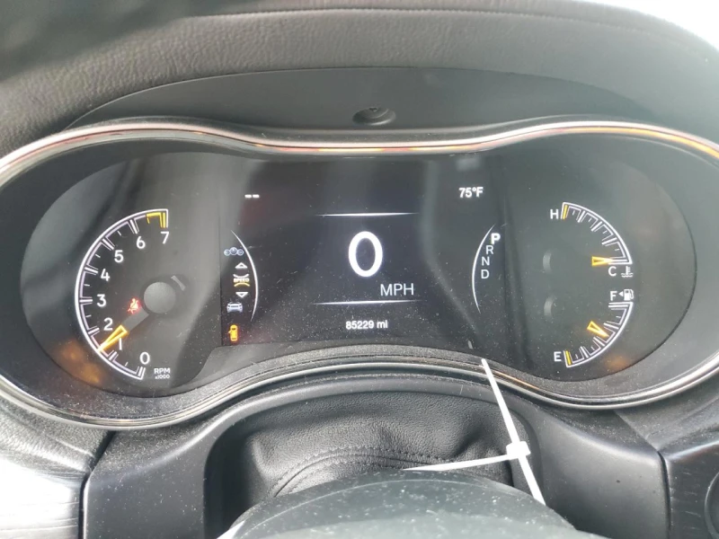 Jeep Grand cherokee Overland / 3.6 V6 / 4x4 / Кожа / ОБДУХВ. /, снимка 9 - Автомобили и джипове - 52014183