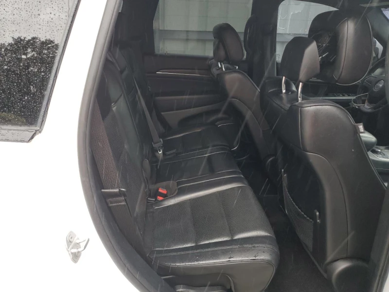 Jeep Grand cherokee Overland / 3.6 V6 / 4x4 / Кожа / ОБДУХВ. /, снимка 11 - Автомобили и джипове - 52014183