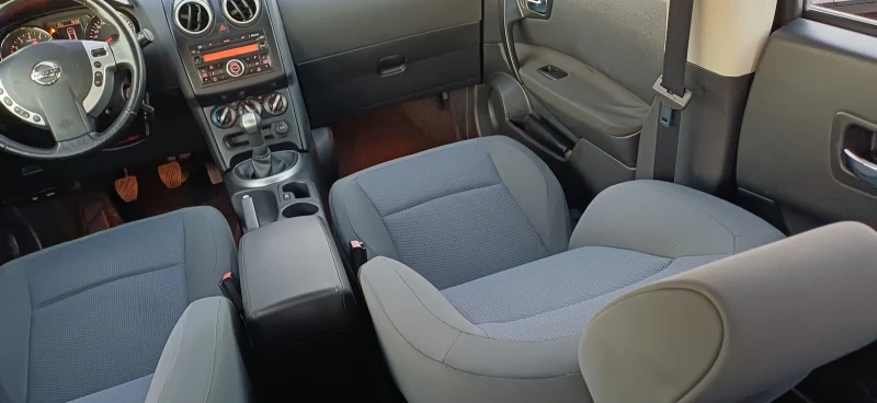 Nissan Qashqai, снимка 12 - Автомобили и джипове - 52204147