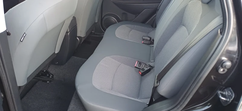 Nissan Qashqai, снимка 13 - Автомобили и джипове - 52204147