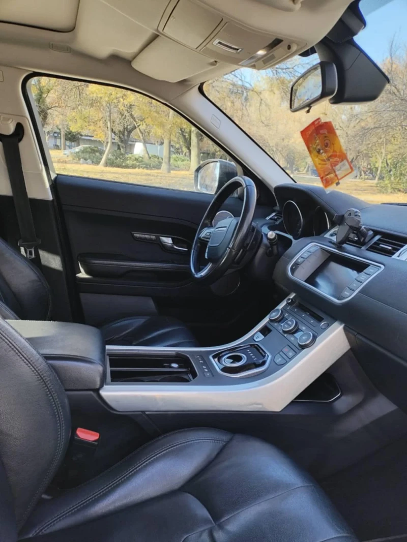 Land Rover Range Rover Evoque, снимка 6 - Автомобили и джипове - 52337605