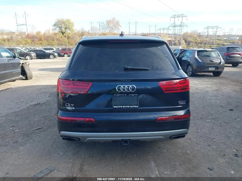 Audi Q7 PRESTIGE PKG / DISTRONIC / HEADUP / 360 /, снимка 5 - Автомобили и джипове - 52624914