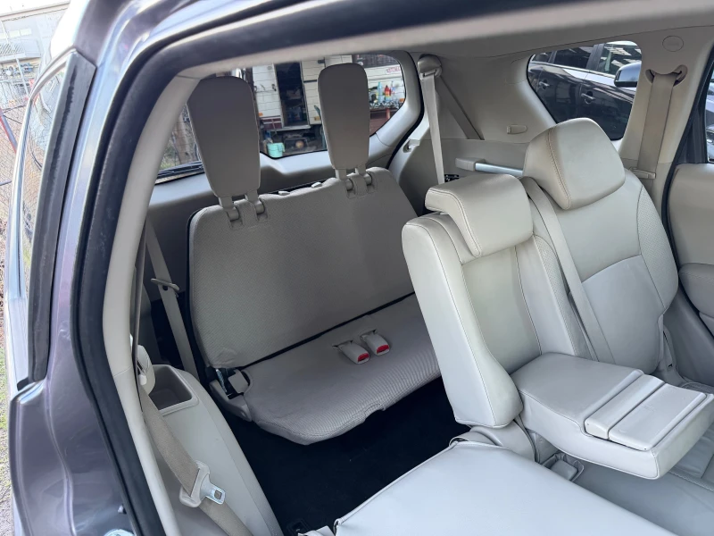 Mitsubishi Outlander 2, 4i, 4+ 4 , ръчна, снимка 10 - Автомобили и джипове - 53117309