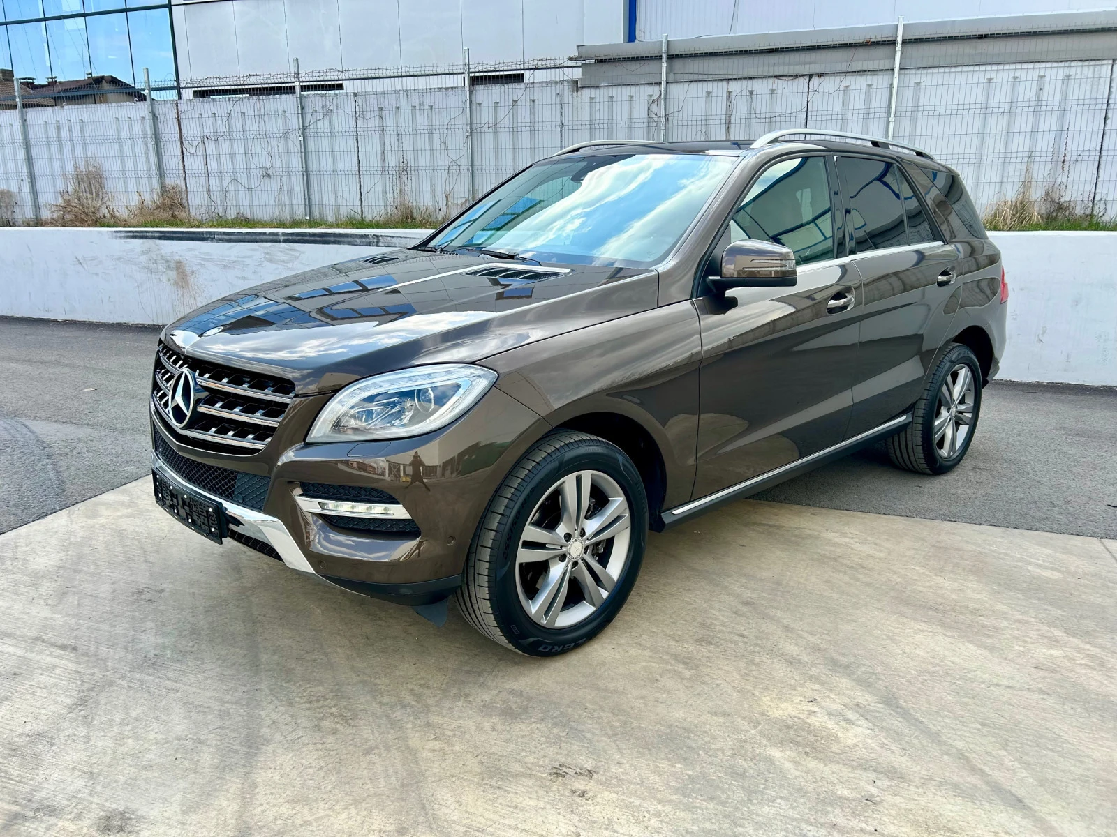 Mercedes-Benz ML 250 BLUETEC 4MATIC - [1] 