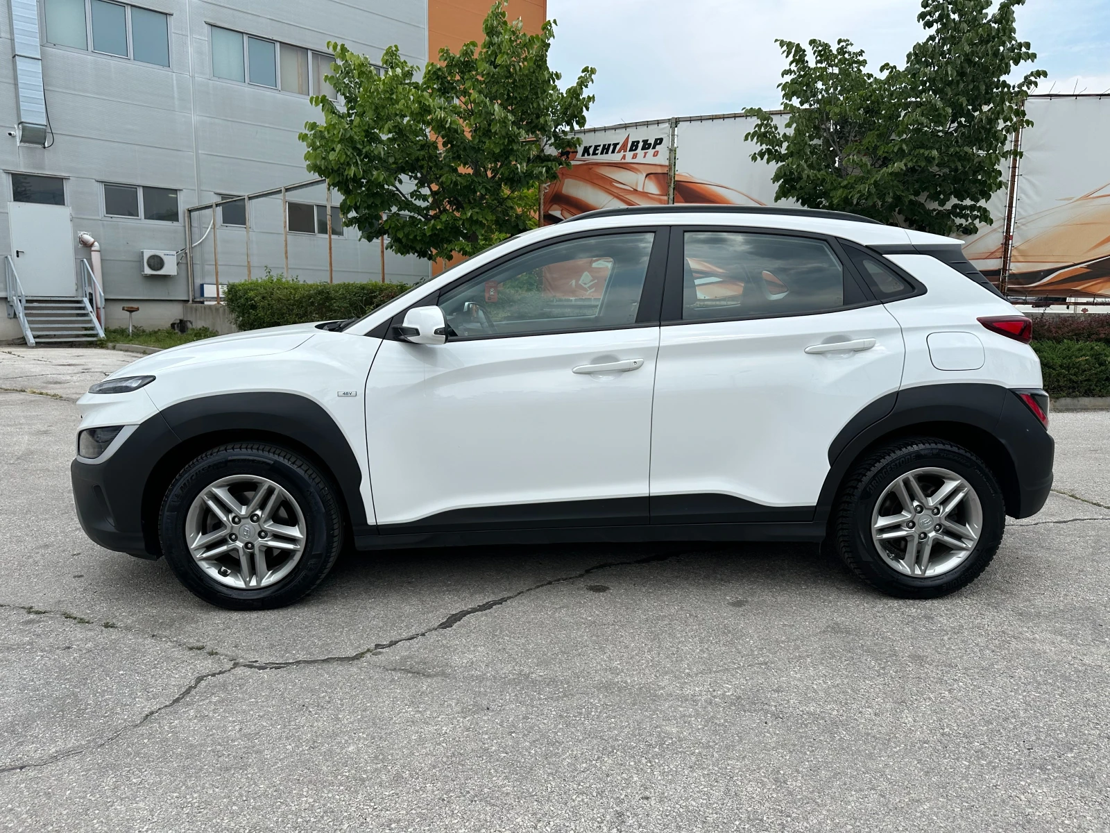 Hyundai Kona 1.6 Hybrid 136 к.с. - изображение 2