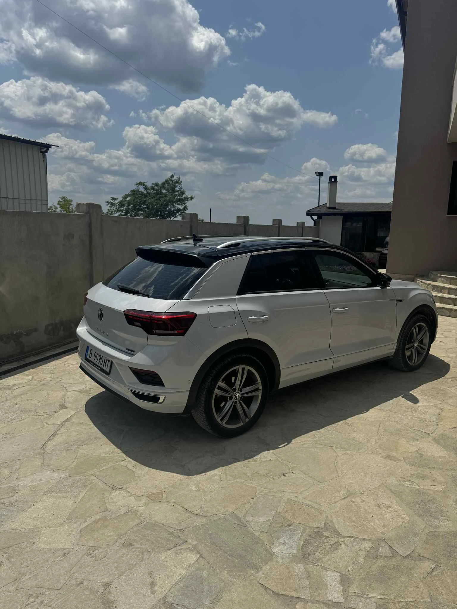 VW T-Roc 2.0 - изображение 5
