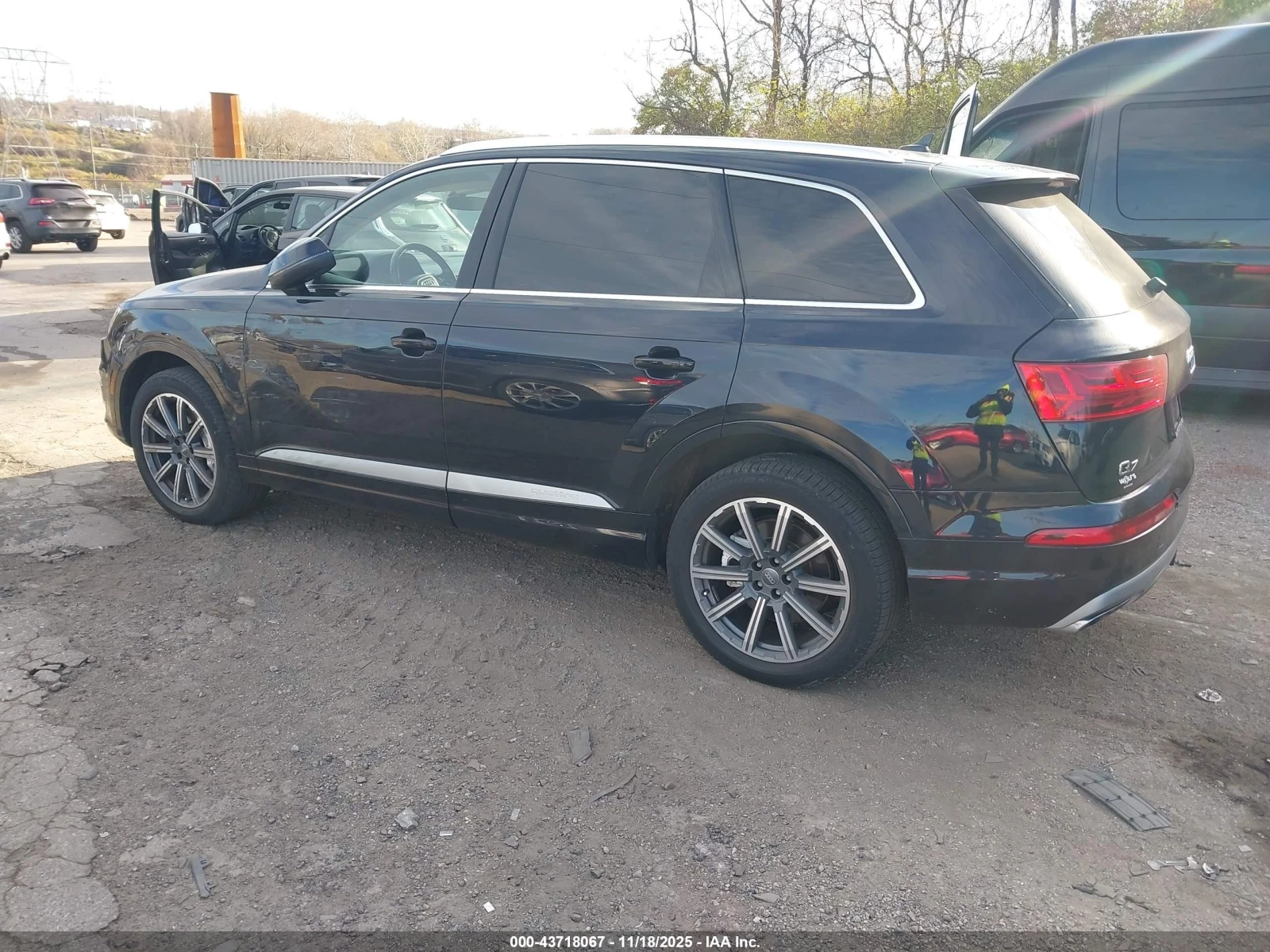 Audi Q7 PRESTIGE PKG / DISTRONIC / HEADUP / 360 / | Mobile.bg   4