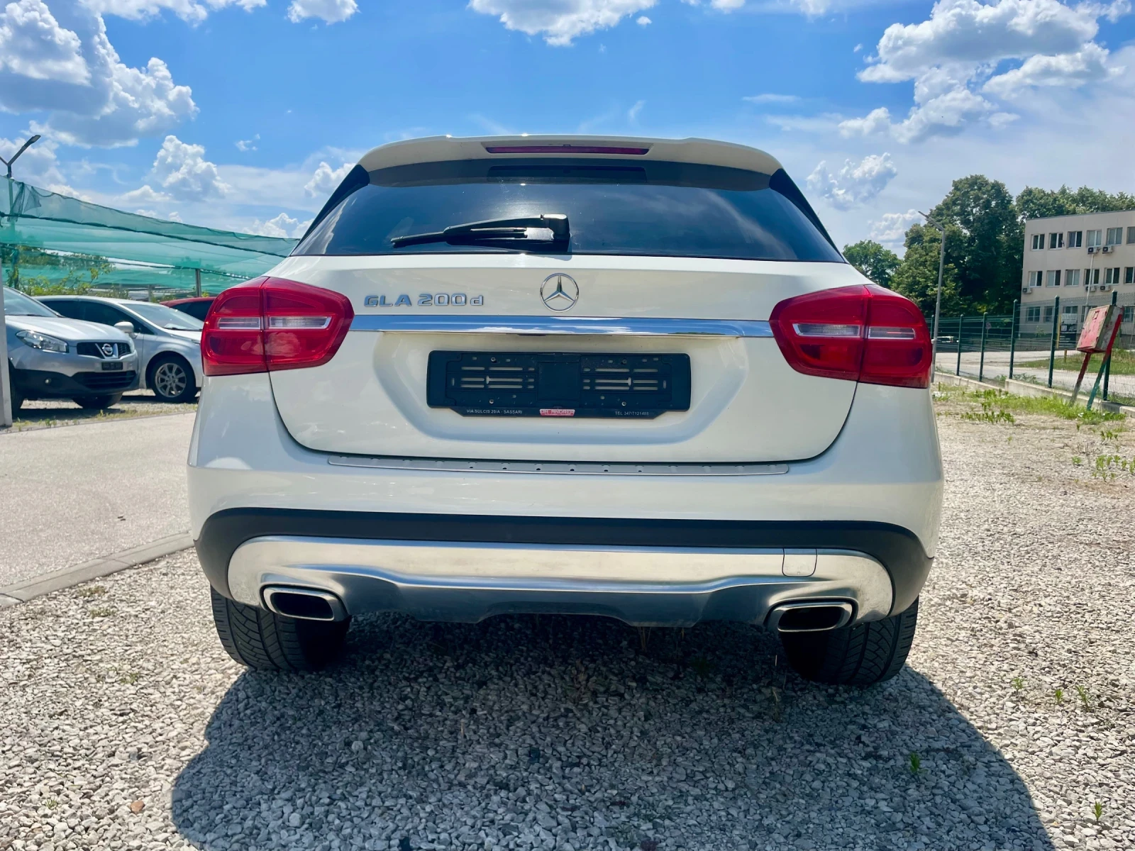 Mercedes-Benz GLA 200 Автомат, снимка 6 - Автомобили и джипове - 55195155