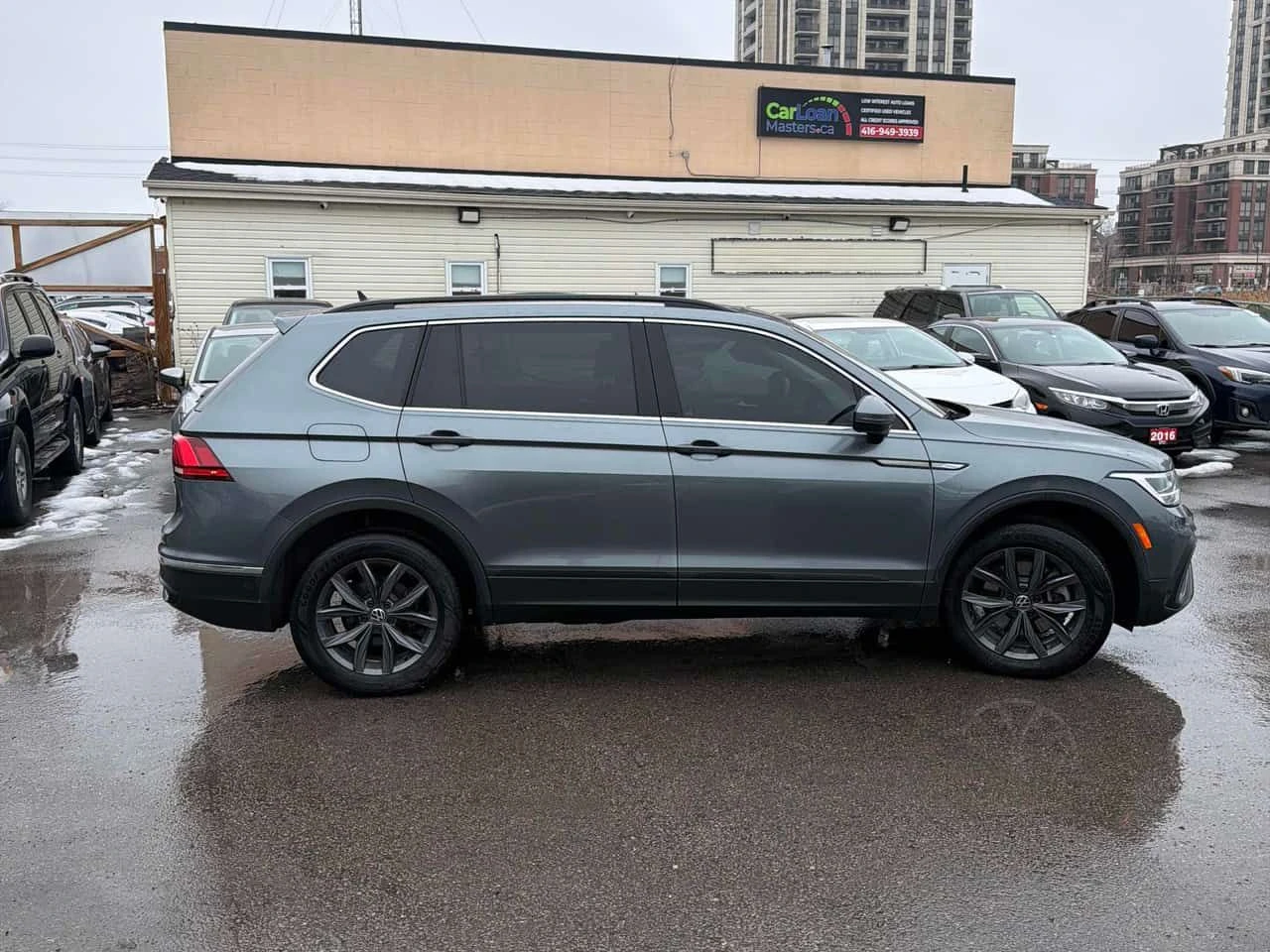 VW Tiguan * Comfortline * CARFAX * ПАНО * KEYLESS * ПОДГРЕВИ, снимка 3 - Автомобили и джипове - 53934798
