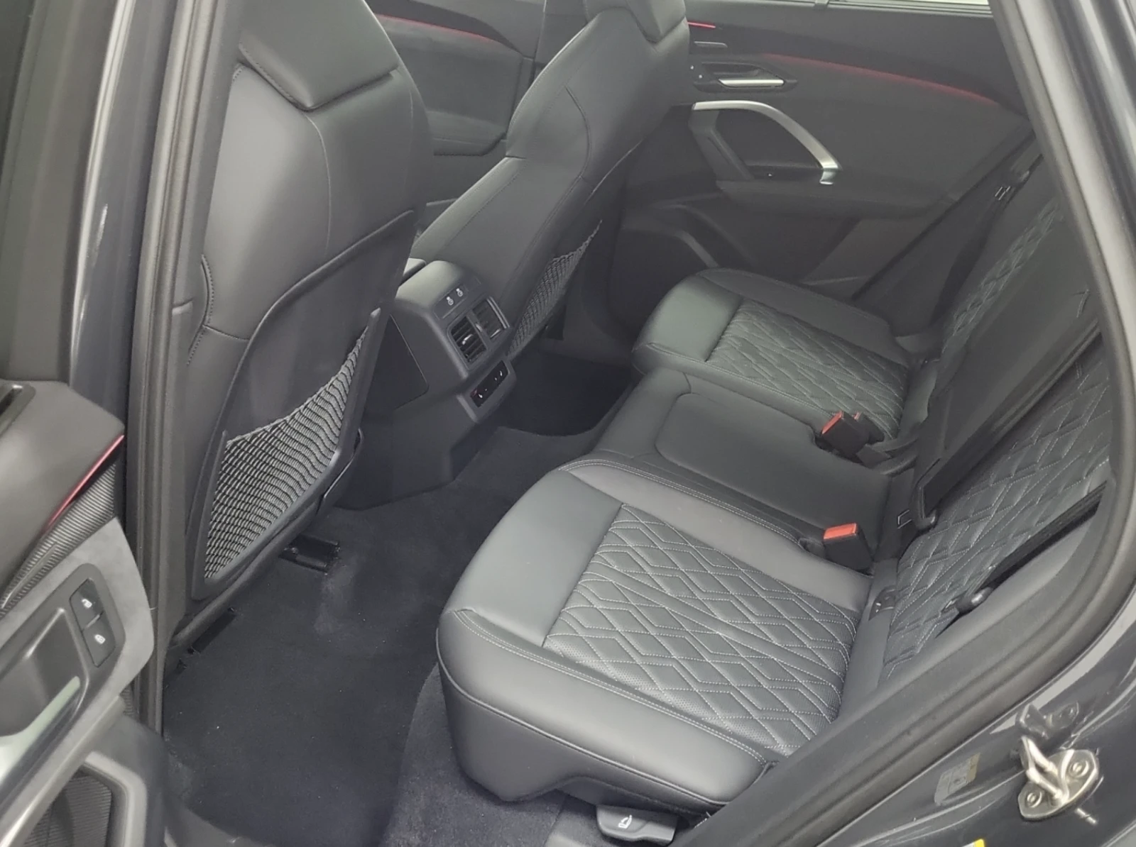 Audi SQ5 2025 Audi SQ5 TECHNIK, снимка 9 - Автомобили и джипове - 55950712