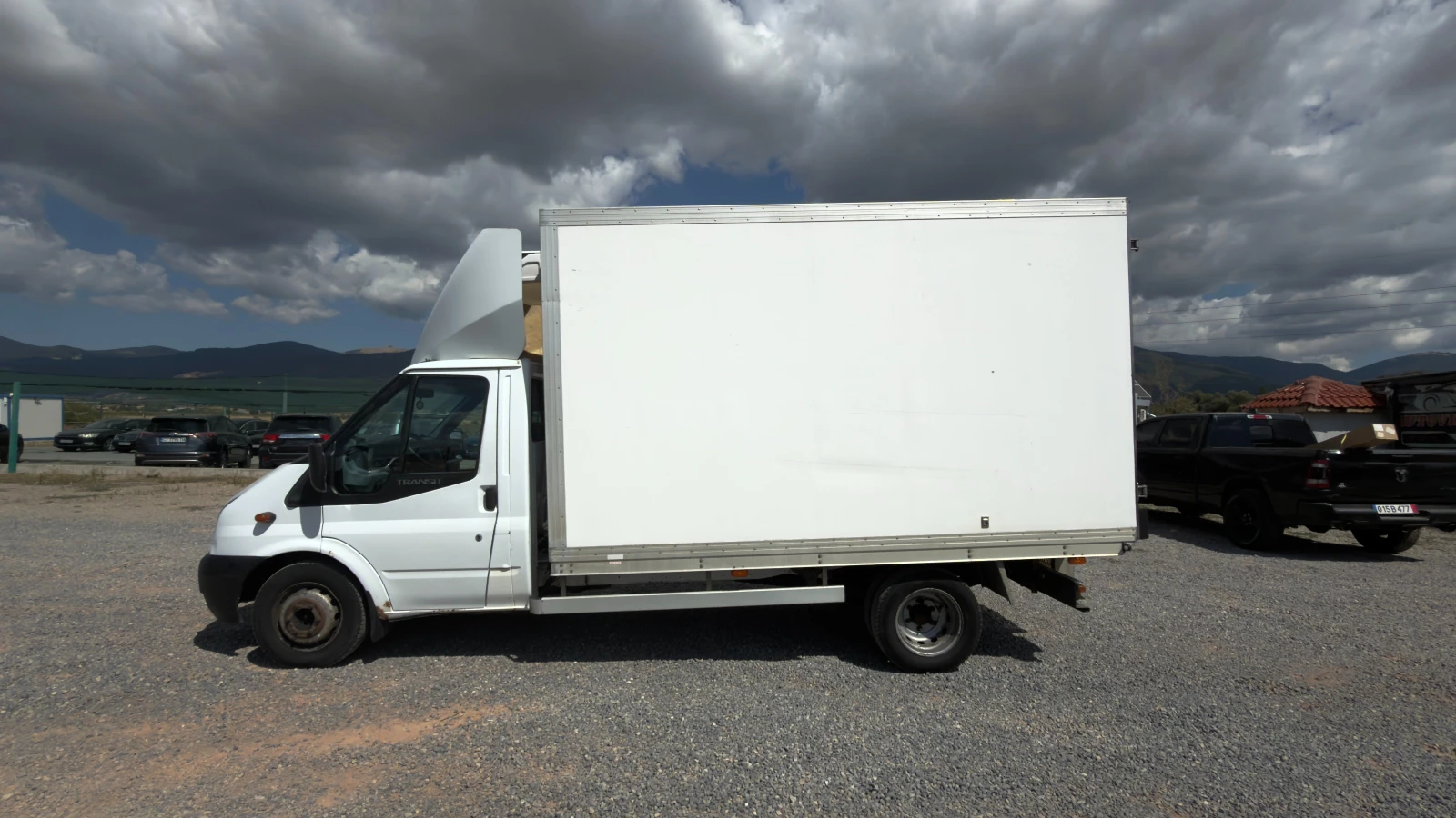 Ford Transit 2.2* TDCI* 110 к.с* ХЛАДИЛЕН* , снимка 3 - Бусове и автобуси - 55977267
