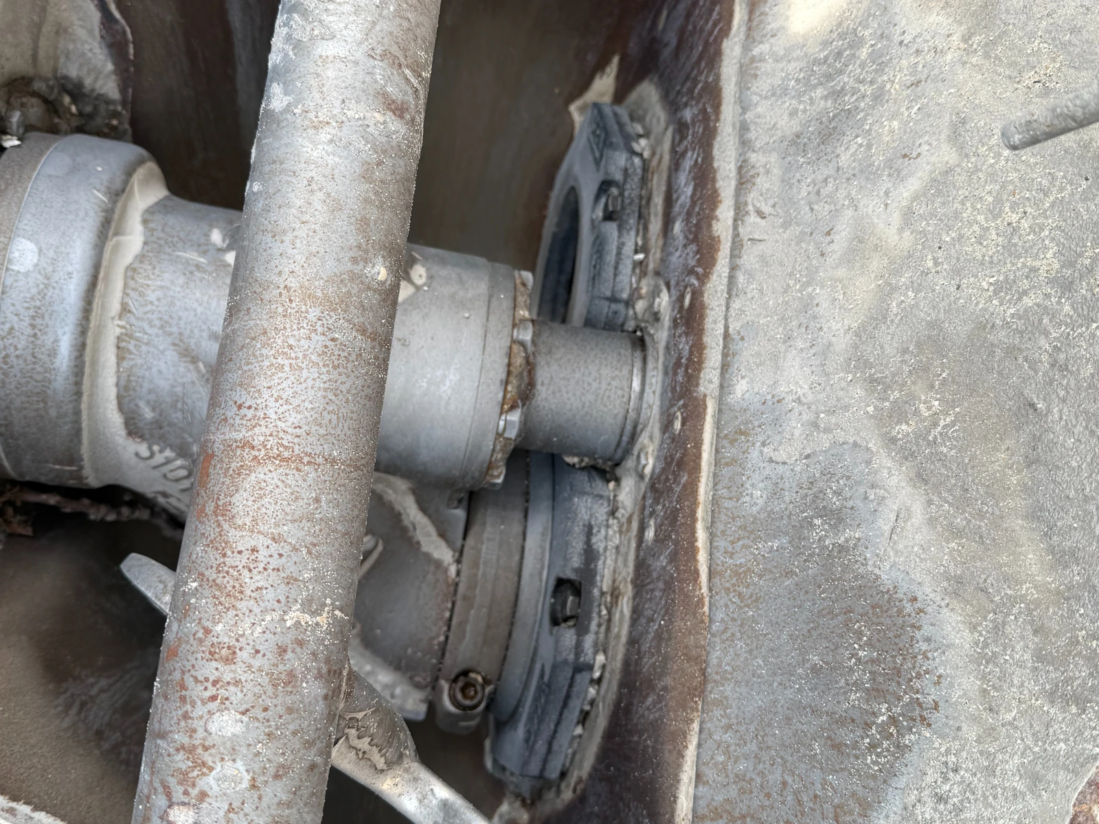 Бетон помпа Mercedes-Benz Actros - изображение 8