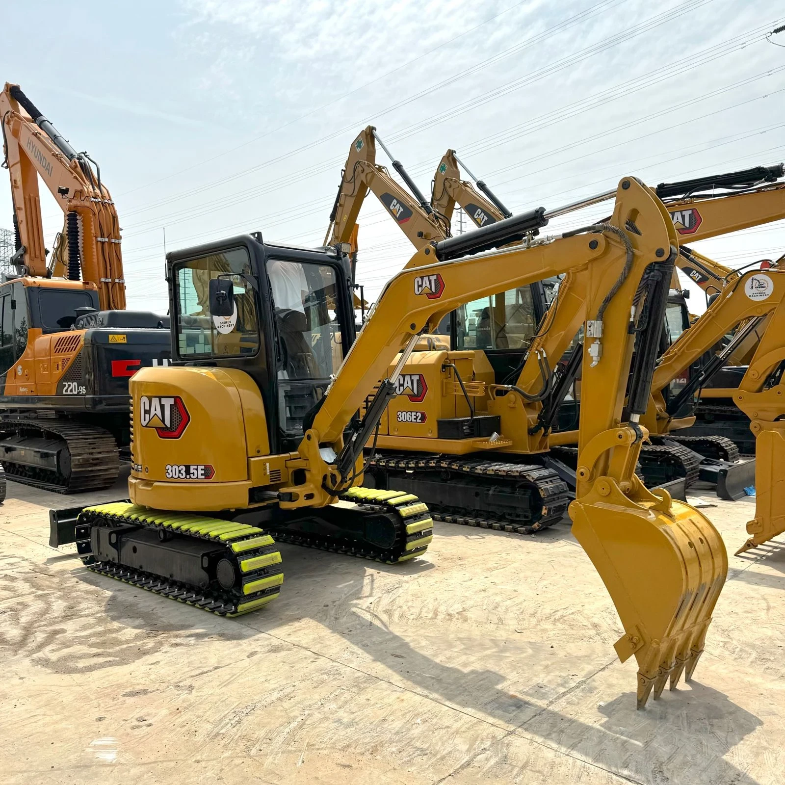 Багер Cat 303.5E2 - изображение 3
