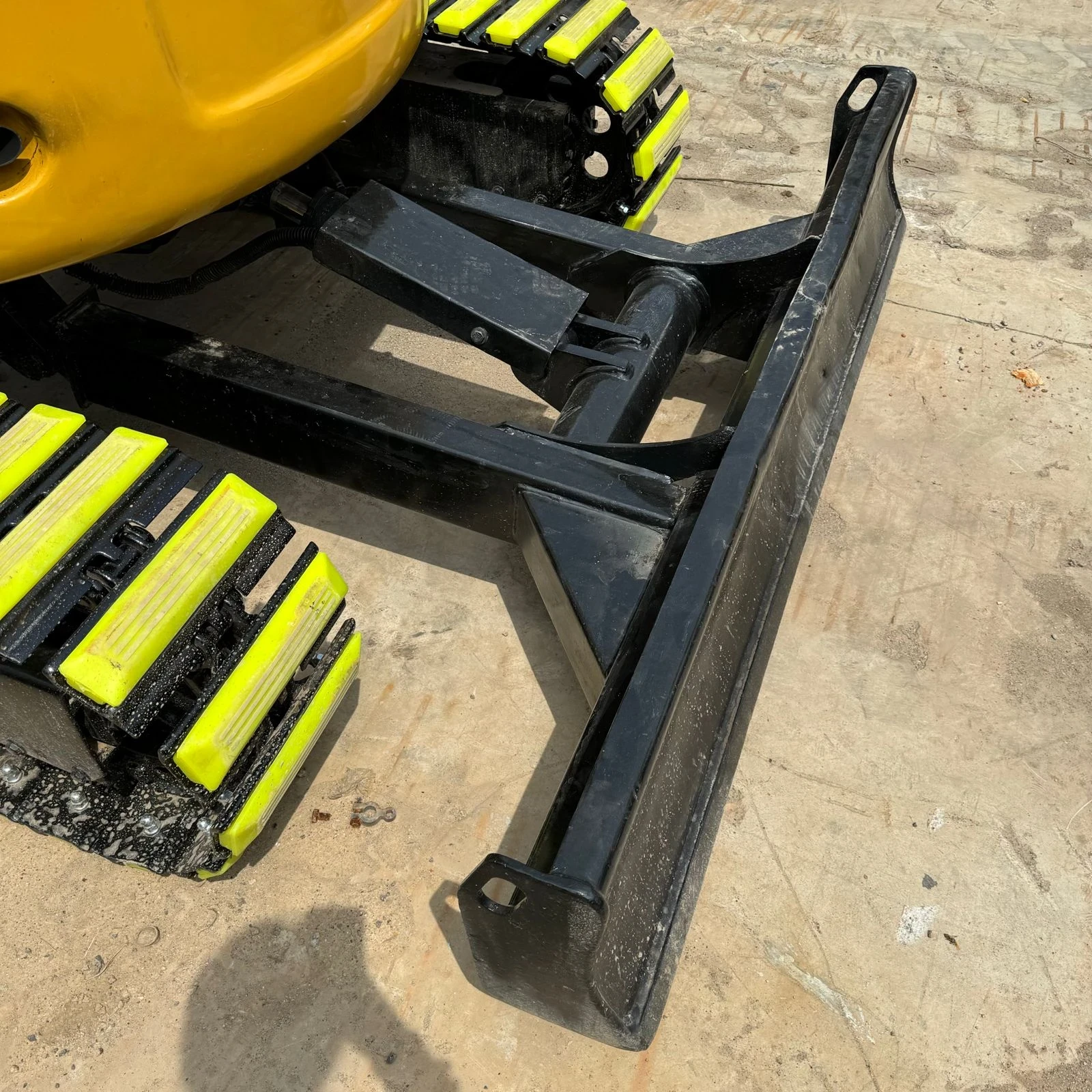 Багер Cat 303.5E2 - изображение 2