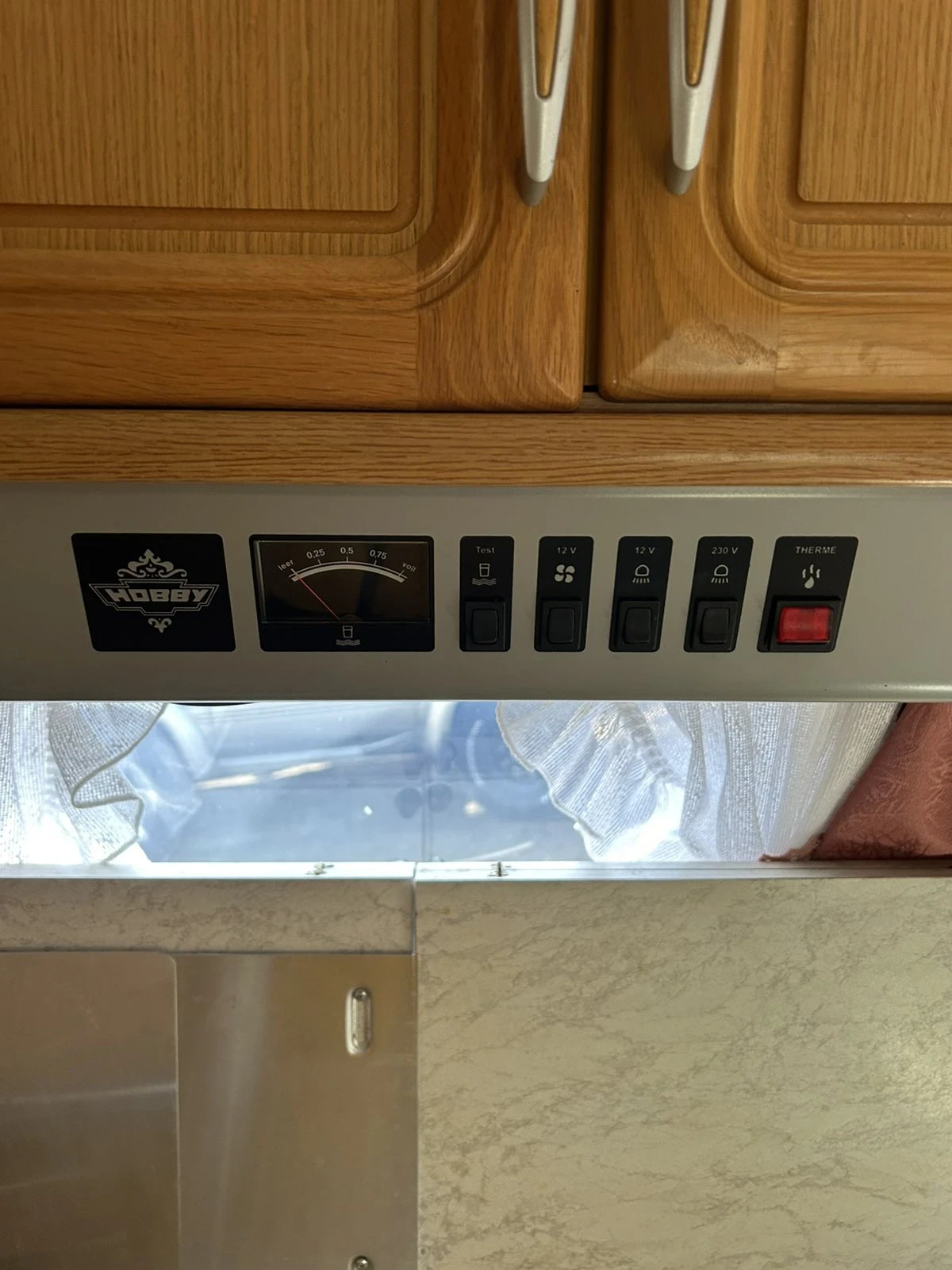 Каравана Hobby LandHaus 750UMF - изображение 9