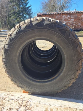 Гуми Всесезонни 235/75R15, снимка 6