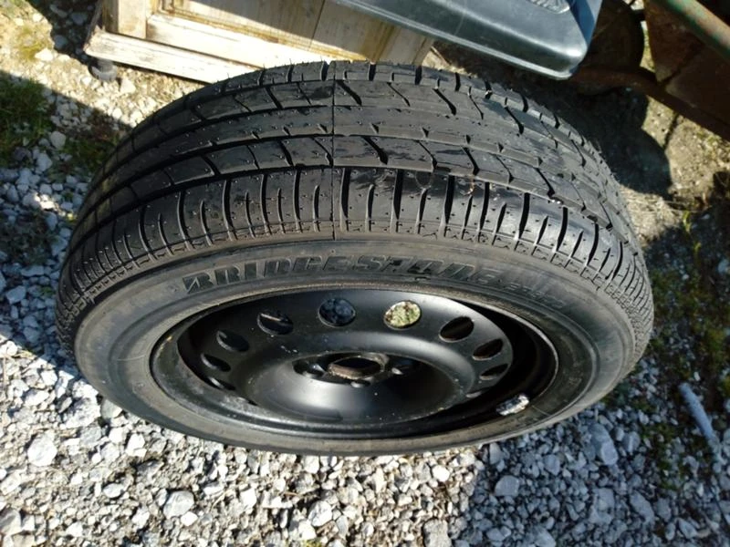 Гуми с джанти Bridgestone 195/60R16, снимка 2 - Гуми и джанти - 32378470