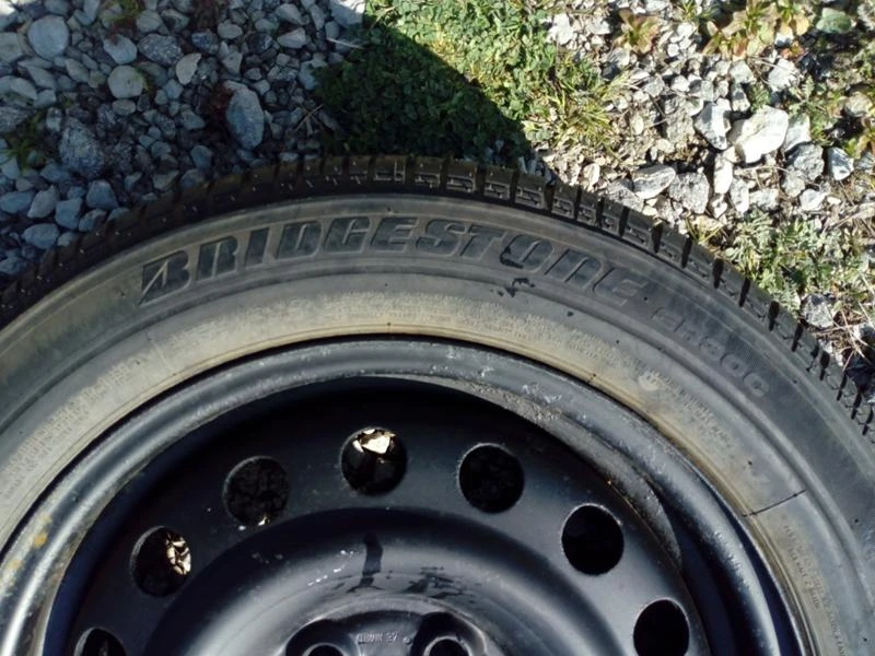 Гуми с джанти Bridgestone 195/60R16, снимка 4 - Гуми и джанти - 32378470