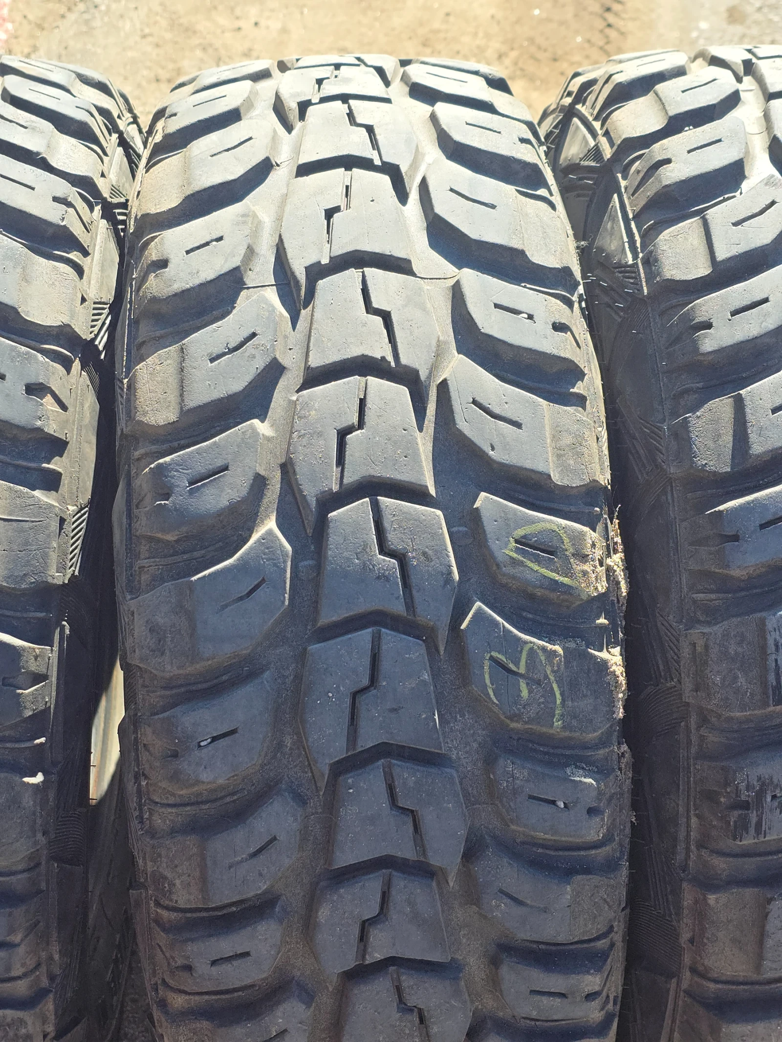 ���� 235/75R15 | Mobile.bg � ����������� 4