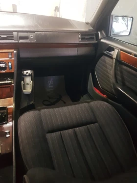 Mercedes-Benz 124 200 E, снимка 8