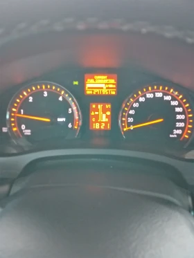Toyota Avensis 2.0D4D 126ks.6sk., снимка 10