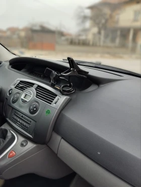 Renault Scenic 2.0 бензин, снимка 7