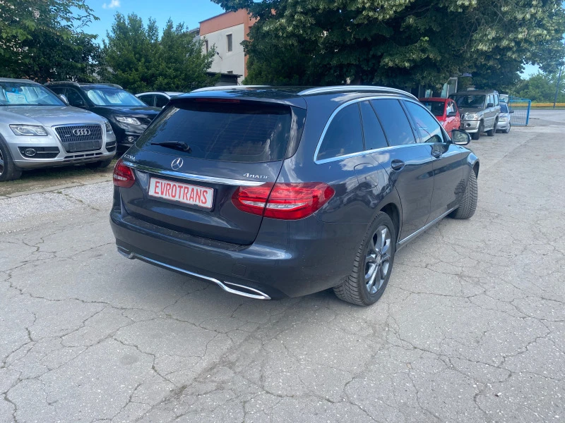 Mercedes-Benz C 220 4 Matic /DISTRONIC/ PANORAMA/ + ШИБИДАХ/ Full LED/, снимка 4 - Автомобили и джипове - 45904700