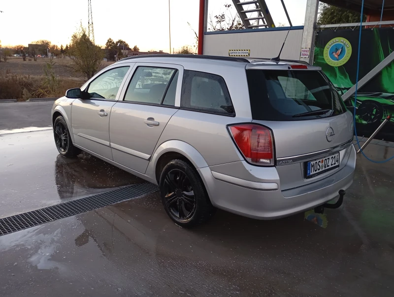 Opel Astra, снимка 2 - Автомобили и джипове - 47938962