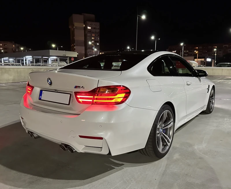 BMW M4, снимка 4 - Автомобили и джипове - 49997655