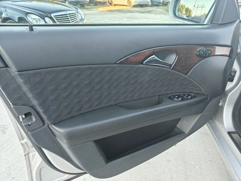 Mercedes-Benz E 200 компресор, газ, снимка 9 - Автомобили и джипове - 52632369
