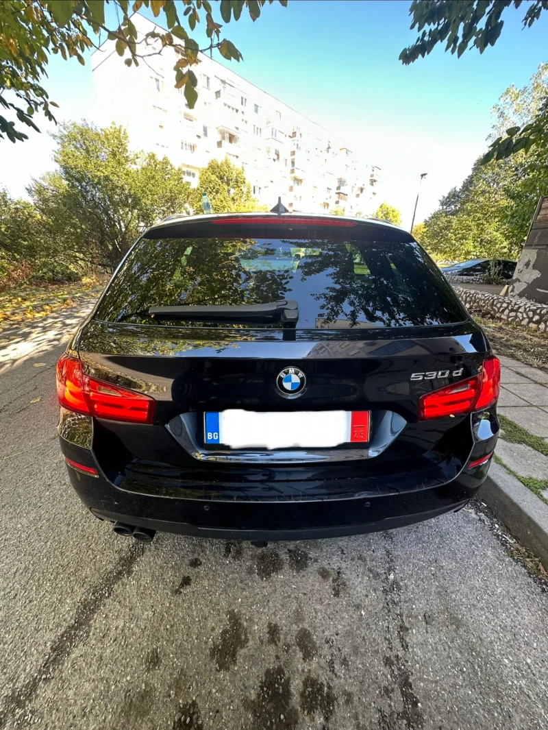 BMW 530 Дистроник/Head-up/Теглич/LaneAssist/SoftClose, снимка 4 - Автомобили и джипове - 52291782