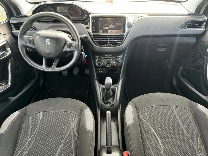 Peugeot 208 1.4 HDI 68kc, снимка 14 - Автомобили и джипове - 52790390