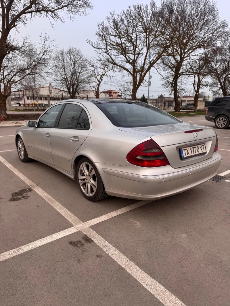 Mercedes-Benz E 320, снимка 5 - Автомобили и джипове - 53487565