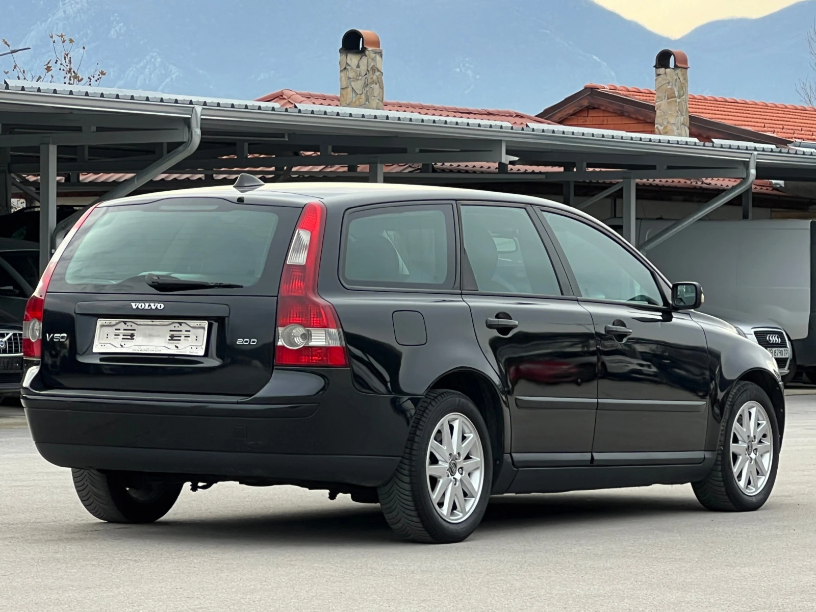 Volvo V50 2.0TDI ИТАЛИЯ - изображение 3