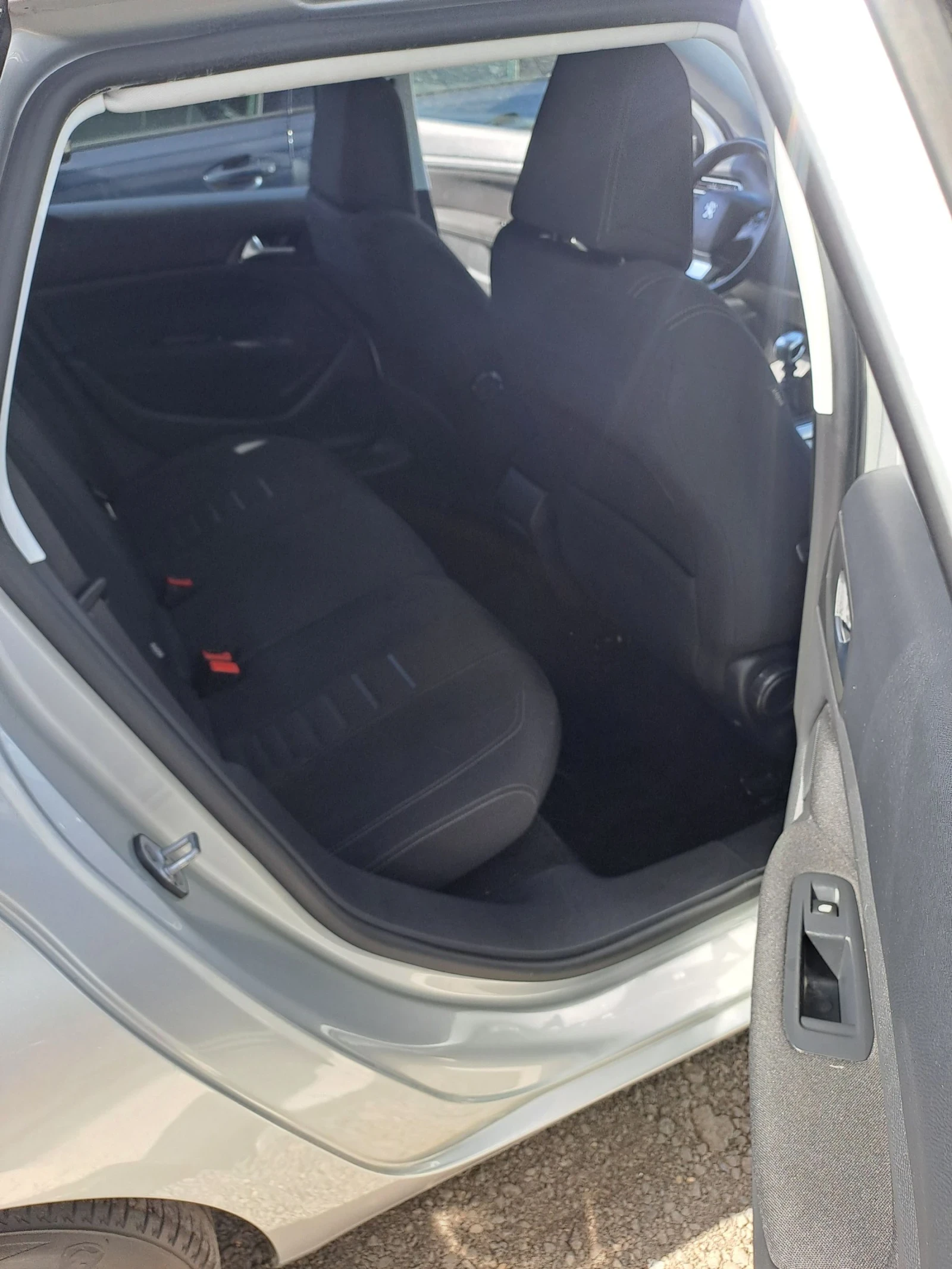 Peugeot 308 1.6 BlueHDI - изображение 7