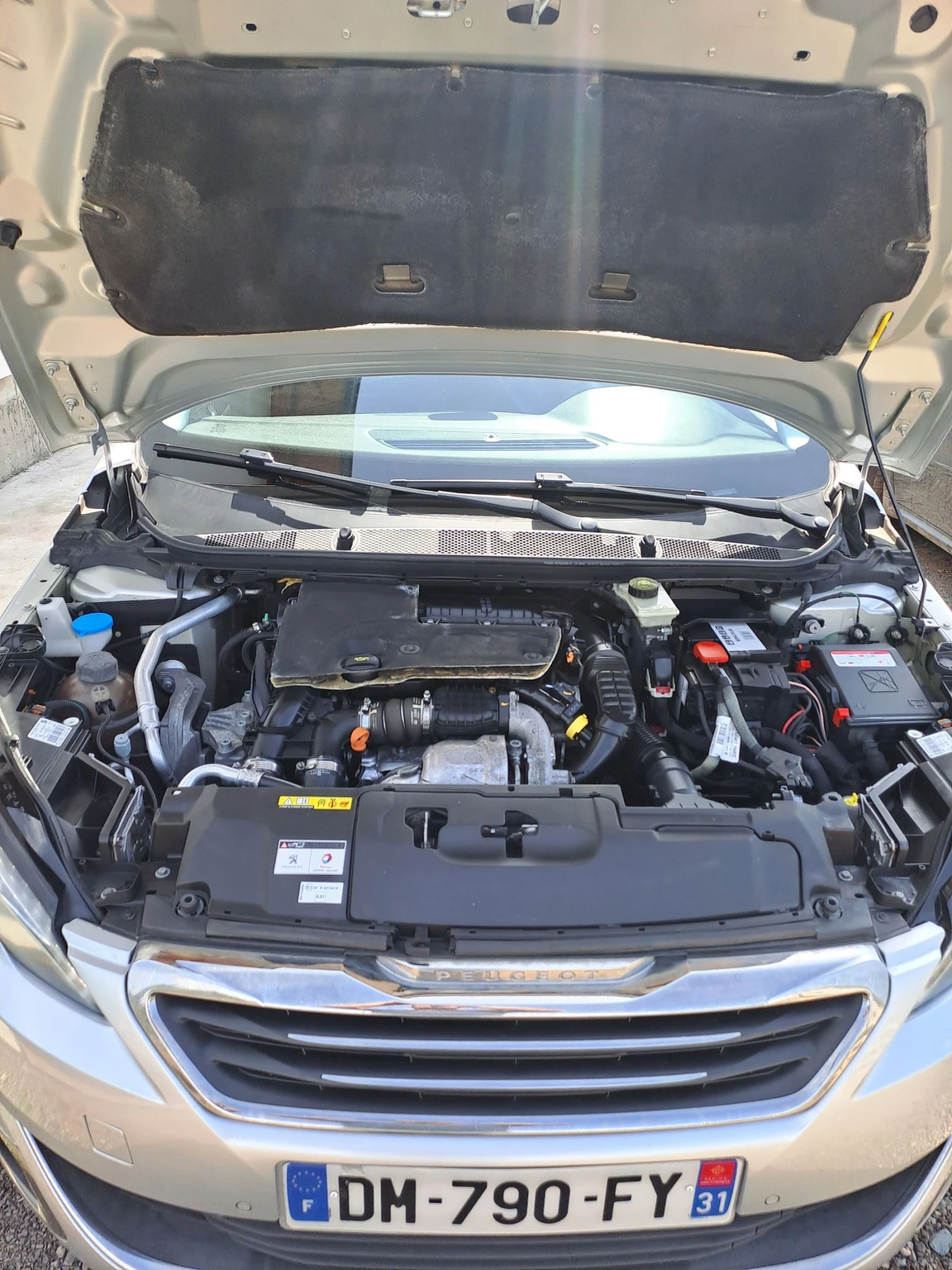 Peugeot 308 1.6 BlueHDI - изображение 10