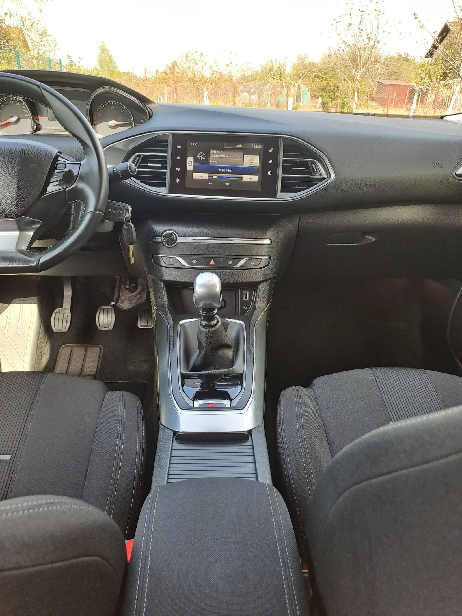 Peugeot 308 1.6 BlueHDI - изображение 8