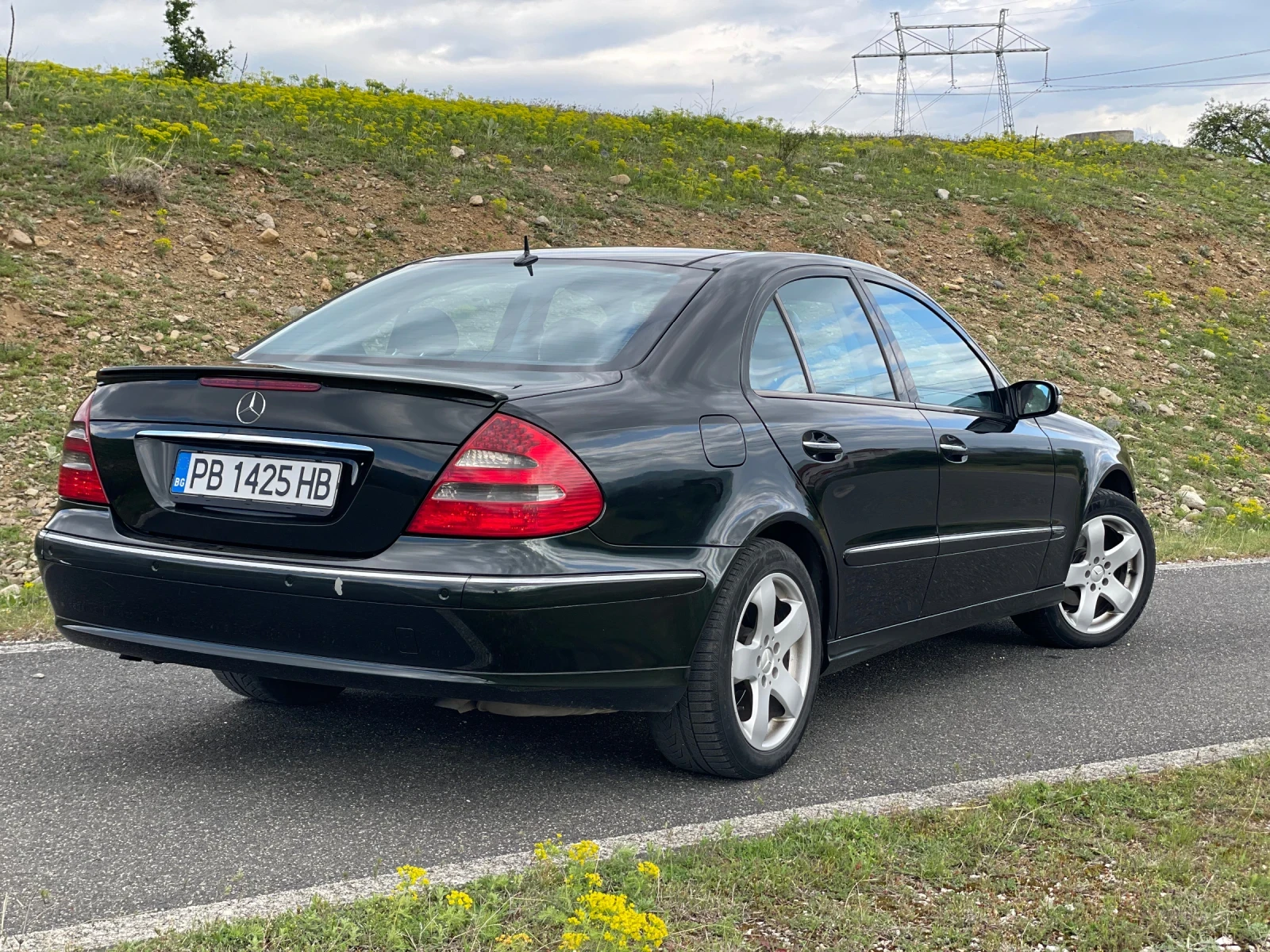 Mercedes-Benz E 270 CDI AVANTGARDE - изображение 3