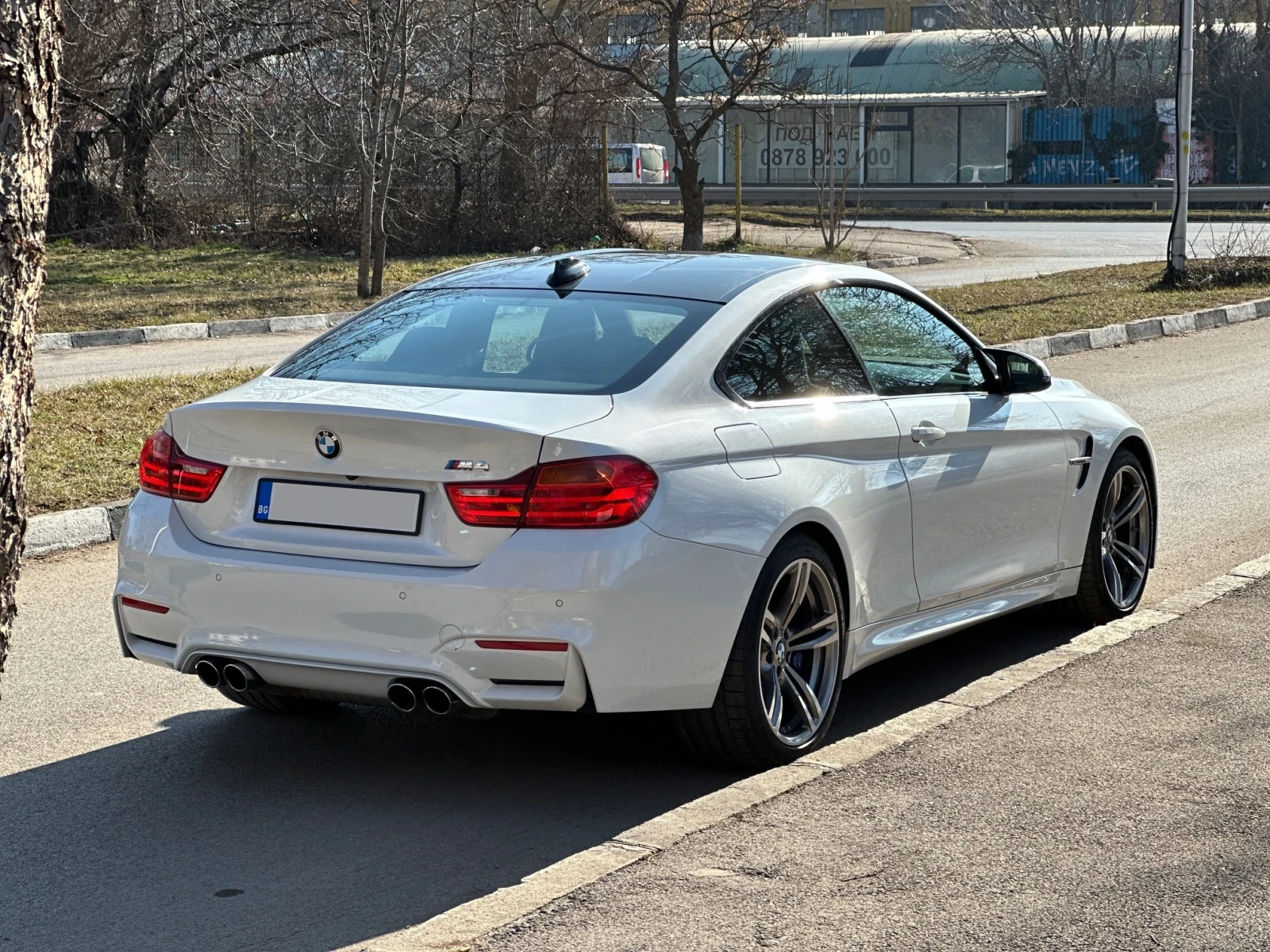 BMW M4  - изображение 4
