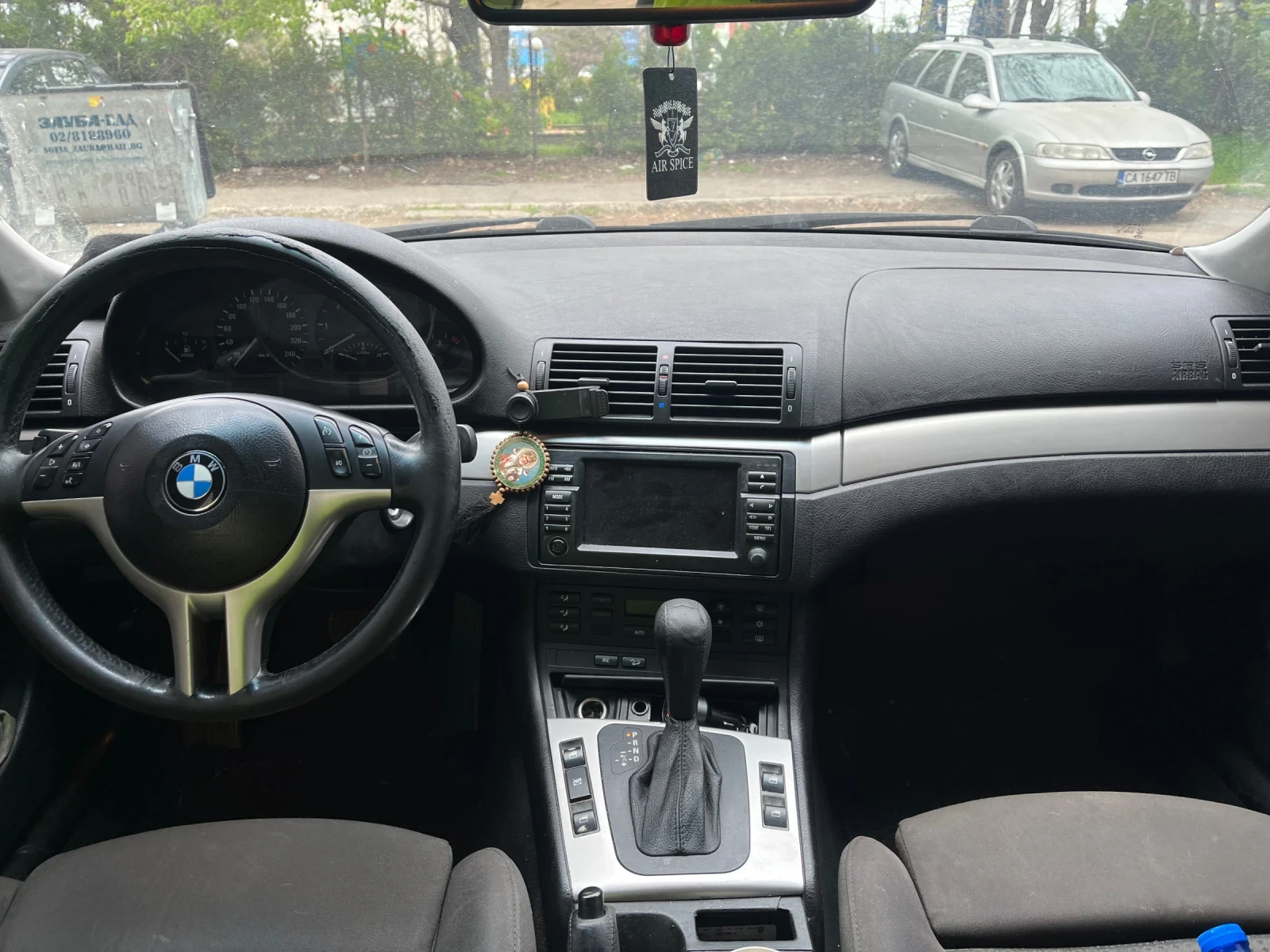 BMW 330  - изображение 6