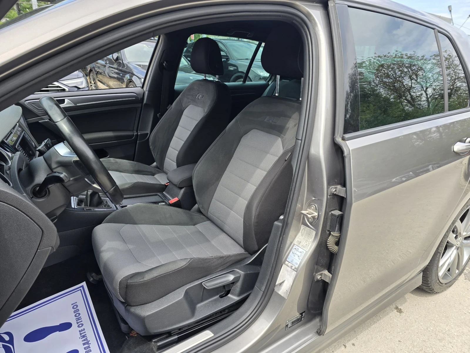 VW Golf 2.0TDI R-line 150к.с - изображение 9
