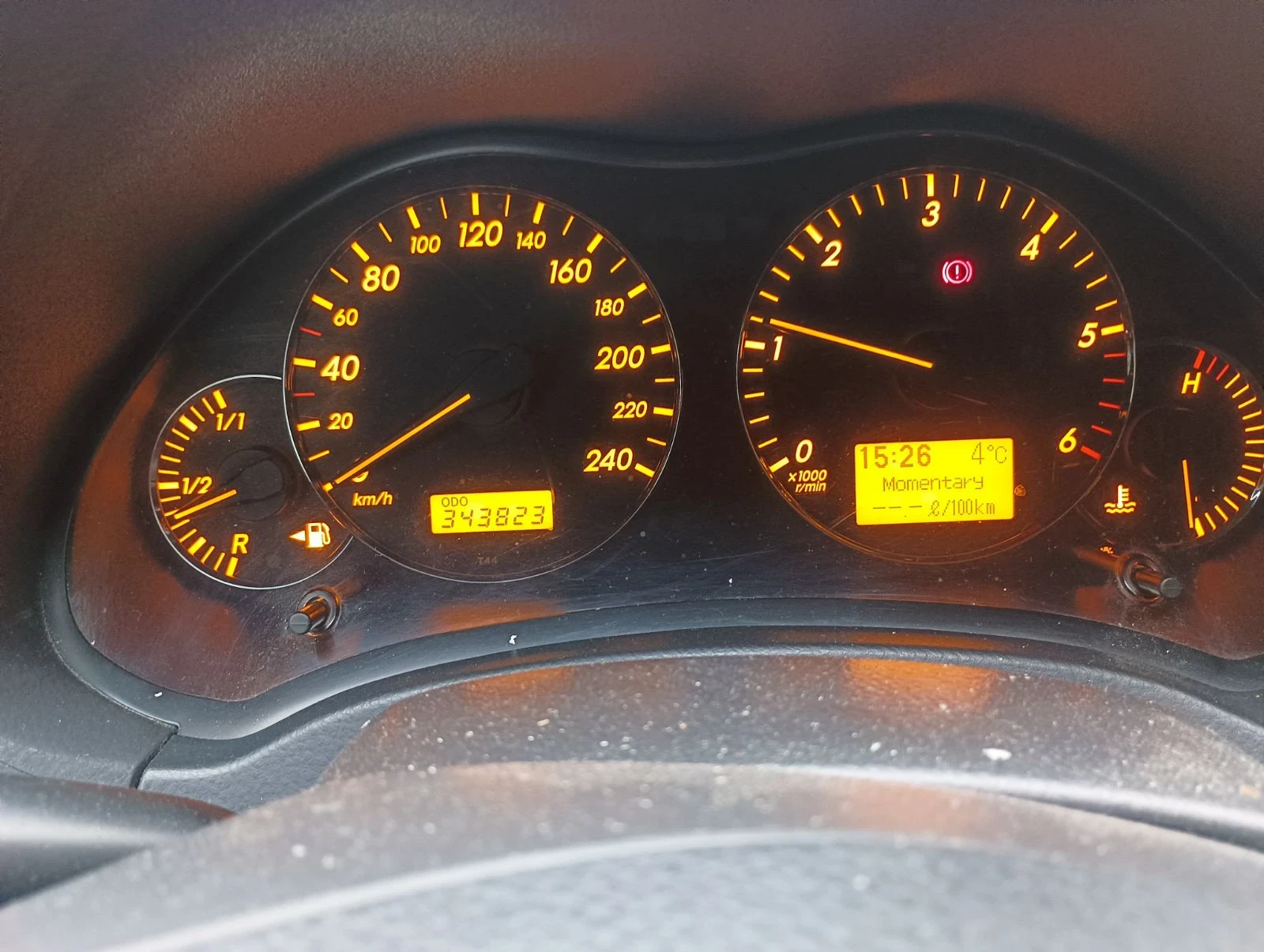 Toyota Avensis  - изображение 4